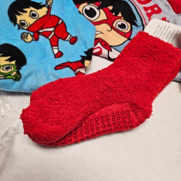 New Boys Girls Pjs Pajama Set 3 pc Socks Ryans World XS 4 5 Pocket Watch - Picture 9 of 16